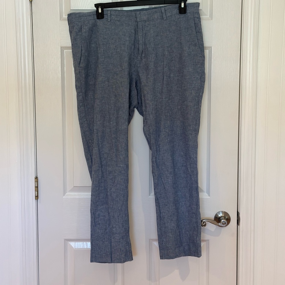 38 x 30 Men’s Perry Ellis Slim fit pants